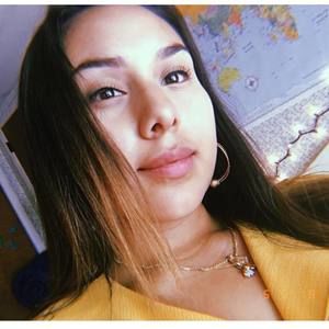 Meet your Posher, Mariana